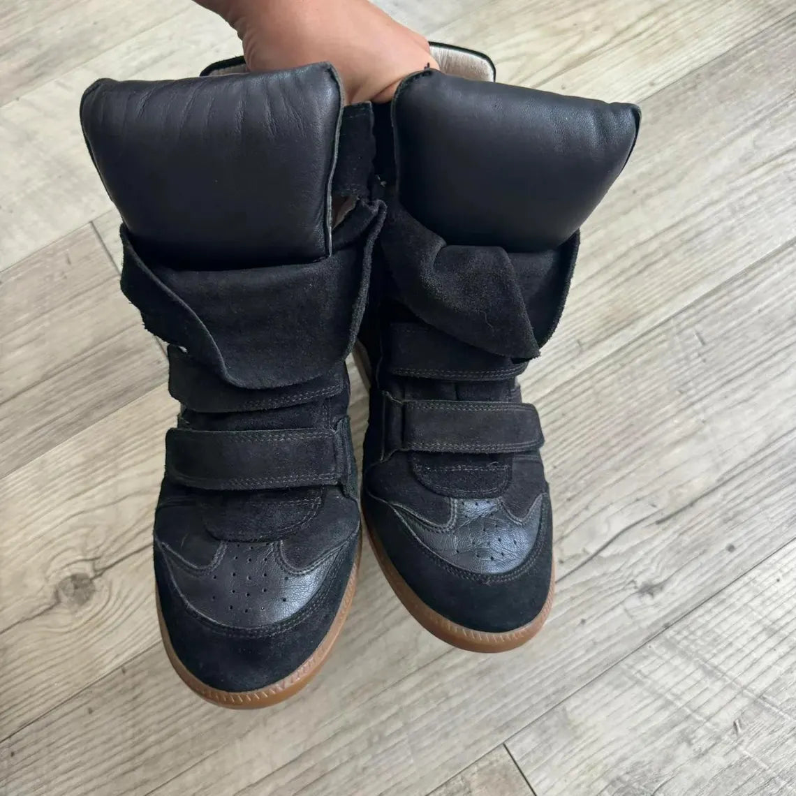 Isabel Marant Bekket Wedge Sneakers – Black Leather – Pre-Owned