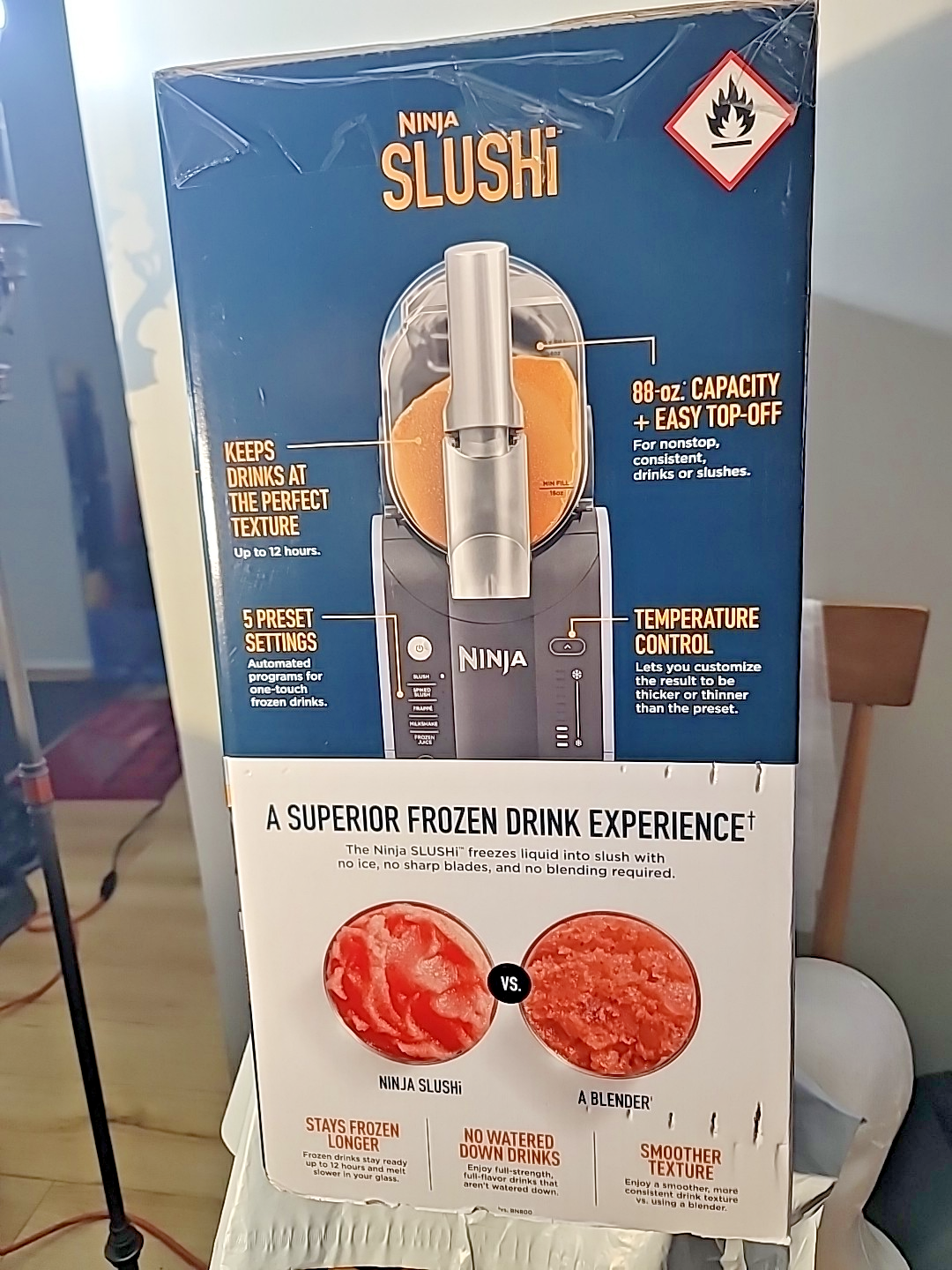Ninja SLUSHi Professional Frozen Drink Maker FS301 5-in-1 88oz Factory New